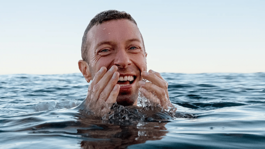 Chris Martin es la estrella que abre enero 2025 para la revista Rolling Stone