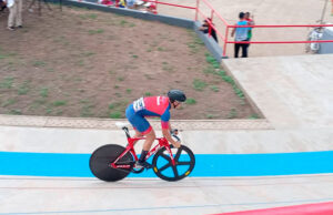 Ciclista Sergio Garcés no ha parado de entrenar