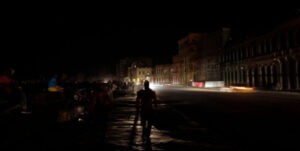 Cuba tendrá apagones simultáneos hasta en el 44 % de su territorio esta Nochebuena - AlbertoNews