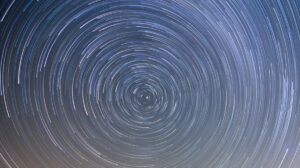 De dónde vienen las lluvias de estrellas