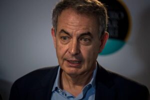 Delegación de Vox increpó a Zapatero durante evento del Parlamento Europeo