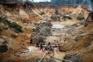 Derrumbe en mina Bullita de Bosco deja más de nuevo muertos