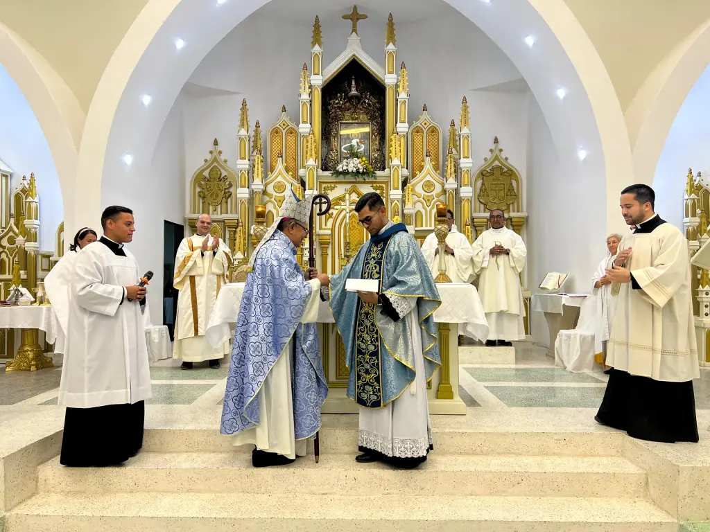 Designado el presbítero Robert Nava como párroco de la parroquia Nuestra Señora del Rosario de Aránzazu 