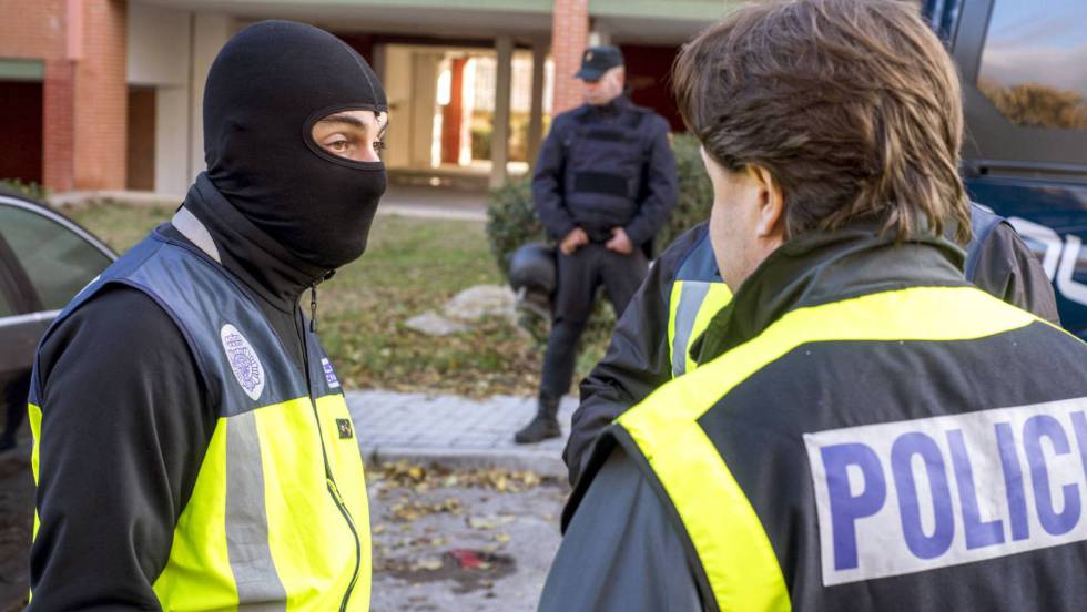 Detenidas 796 personas en operación europea contra tráfico de migrantes, drogas y armas - AlbertoNews