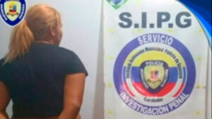 Detienen a una mujer por agredir a su hija de 13 años con un tubo