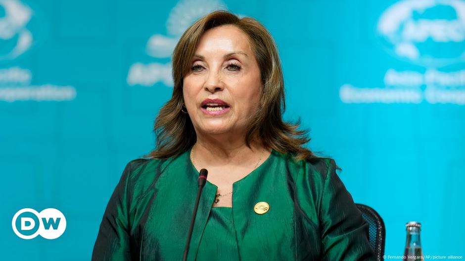 Dina Boluarte en riesgo de destitución por cirugía de nariz – DW – 04/12/2024