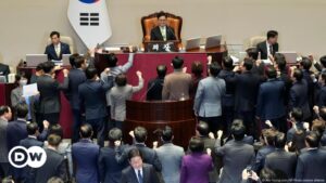 Diputados surcoreanos destituyen al presidente interino – DW – 27/12/2024
