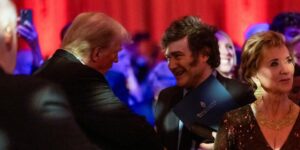Donald Trump invita a Javier Milei a su ceremonia de investidura presidencial