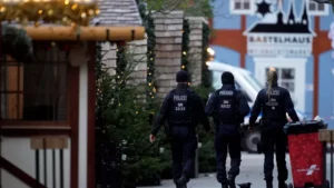 Dos heridos con cuchillo en Berlín atacados por hombre con aparente desequilibrio mental - AlbertoNews