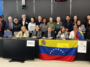 Edmundo González se reunió con venezolanos en Francia: "Me regalaron la energía y esperanza de la migración" - AlbertoNews