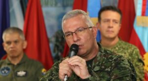 Ejército de Colombia confirmó la muerte de 11 disidentes de las Farc en Putumayo en disputa por negocios criminales - AlbertoNews