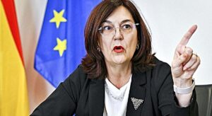 El Gobierno sigue sin elegir vicepresidente de la CNMC y sin nombrar cuatro consejeros más