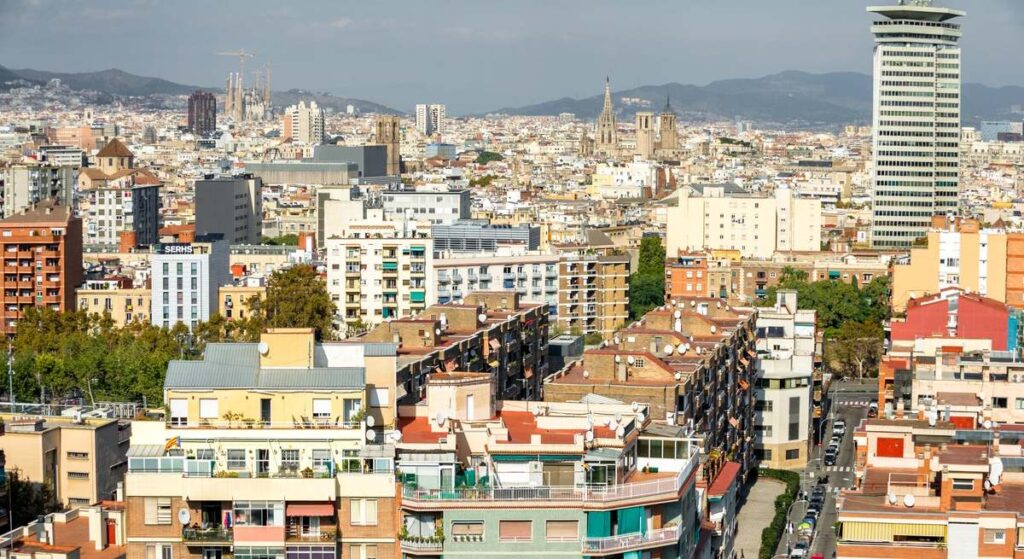 El Metro de Barcelona funcionará 43 horas sin interrupción por Fin de Año