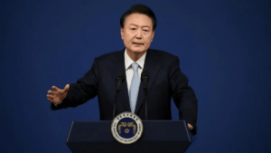 El presidente de Corea del Sur decretó ley marcial en medio de la disputa con la oposición y la amenaza norcoreana