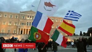 España y Grecia: cómo superaron sus crisis económicas y se convirtieron en locomotoras de crecimiento de la Unión Europea