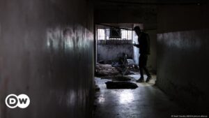 Estados Unidos acusa de tortura a exjefe de prisión en Siria – DW – 13/12/2024
