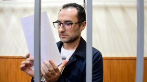 Estadounidense encarcelado en Rusia recibe nueva condena de 15 años por espionaje