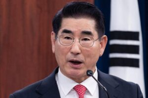 Exministro de Defensa surcoreano intentó suicidarse tras ser detenido por su responsabilidad en la asonada - AlbertoNews