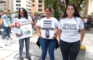 Familiares de presos postelectorales acuden nuevamente al Ministerio Público sin obtener respuestas