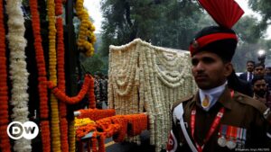 Funeral de Estado de ex primer ministro indio Manmohan Singh – DW – 28/12/2024