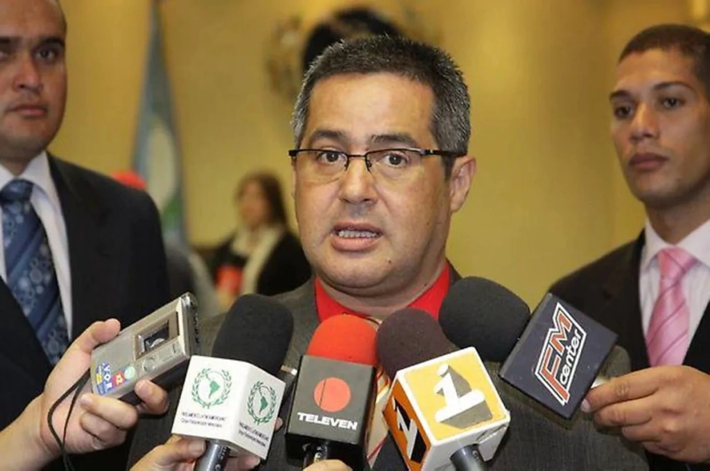 Giuson Fernando Flores designado como director encargado del Saime