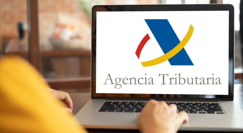 Hacienda eleva de 1.500 a 2.500 euros el límite para obligar a presentar la Renta con dos o más pagadores