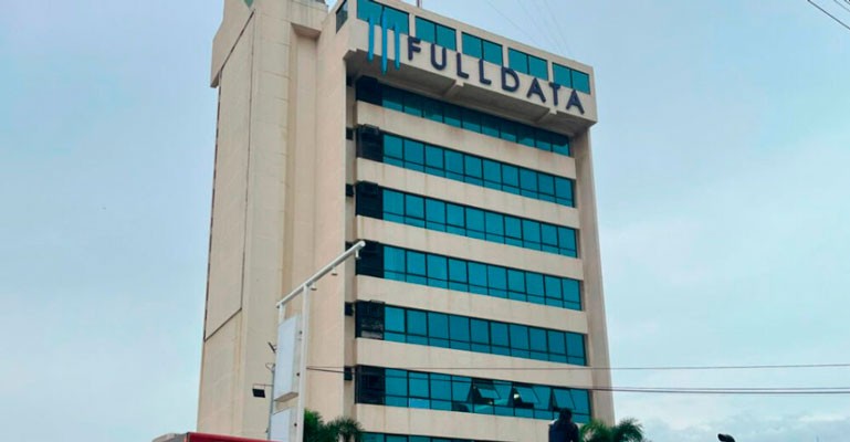 Incendio en reconocido edificio de Maracaibo dejó sin servicio de internet a comercios de la ciudad
