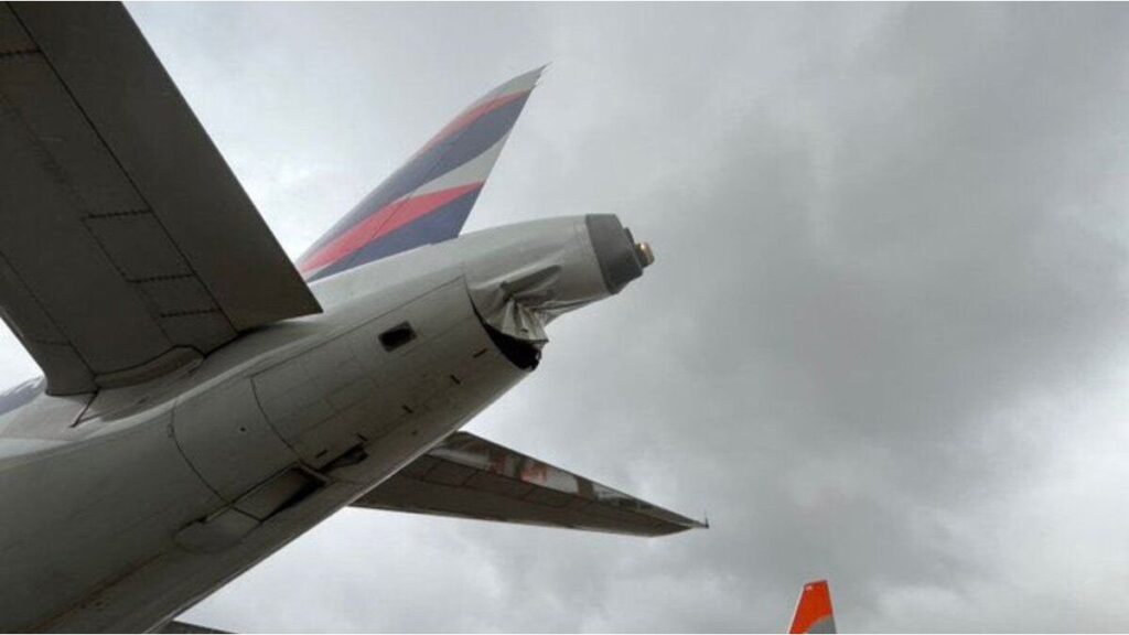 Insólito choque entre dos aviones en Brasil retrasó vuelos y provocó un caos en un aeropuerto