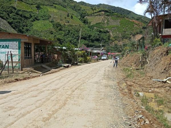 Invías y Findeter firman acuerdo para mejorar los corredores El Plateado–Argelia y Timba–Suárez | Infraestructura | Economía