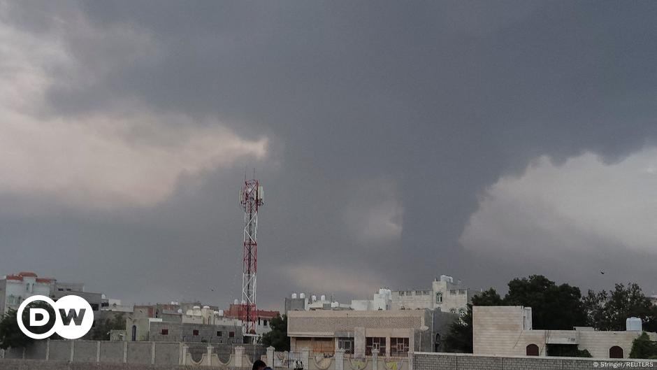 Israel ataca puertos en Yemen tras frenar un misil de hutíes – DW – 19/12/2024