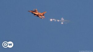 Israel atacó "infraestructuras" de Hezbolá de Líbano y Siria – DW – 27/12/2024