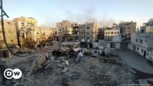 Israel detiene 240 personas en hospital Kamal Adwan de Gaza – DW – 28/12/2024
