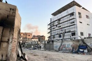 Israel pone fin a operativo en hospital de Gaza y detiene a su director