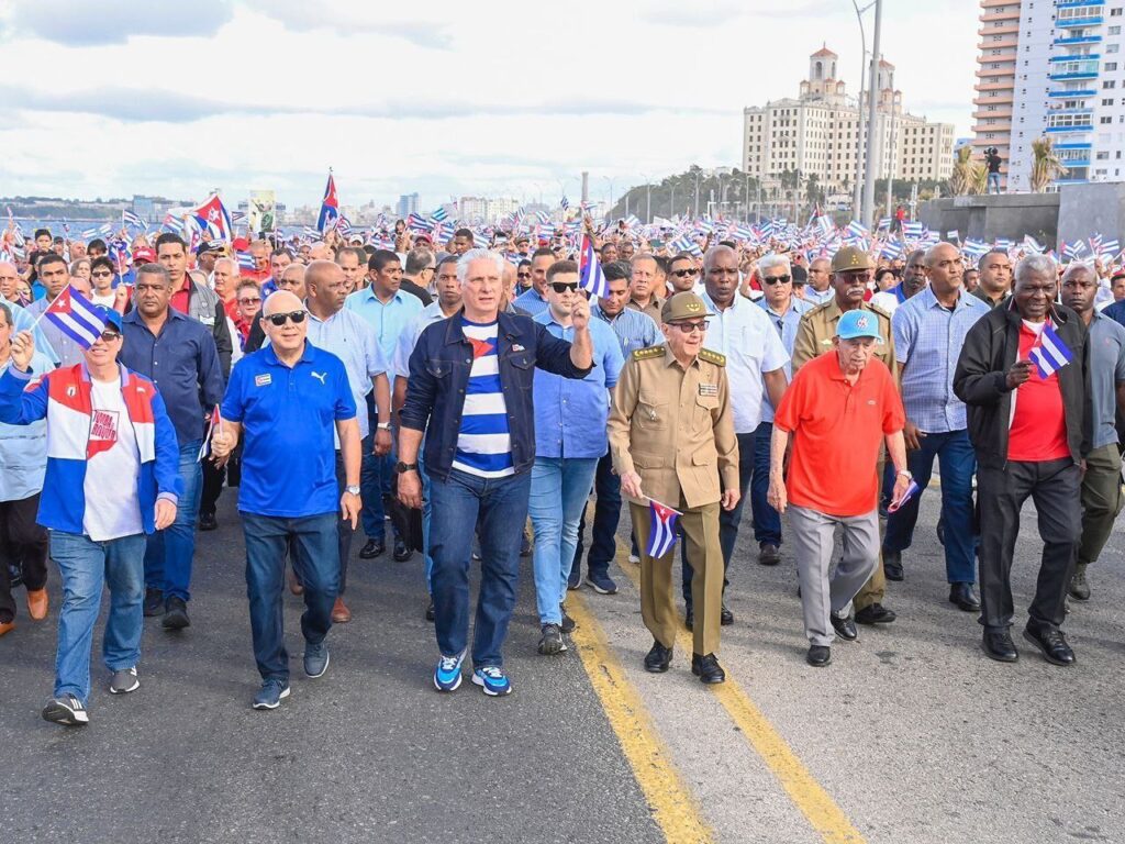 Jefe de Estado felicita al pueblo cubano por su demostración de rebeldía contra el bloqueo criminal de EE. UU. - Yvke Mundial