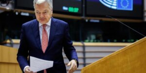 La Comisión Europea ofrece colaborar en la investigación contra Reynders por blanqueo