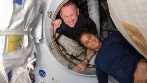 La NASA retrasa la misión de rescate de los dos astronautas varados desde junio