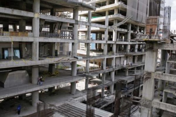 La construcción en Argentina cae un 24,5% interanual en octubre