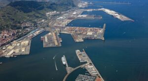 La exportación de servicios no turísticos se dobla en 10 años