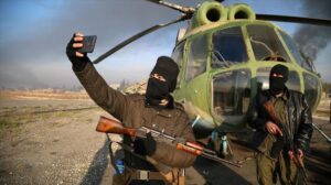 La insurgencia islamista se hace con Alepo y Hama en apenas una semana de ofensiva en Siria
