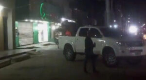 Lanzan granada contra farmacia en Lagunillas y dos personas quedan heridas