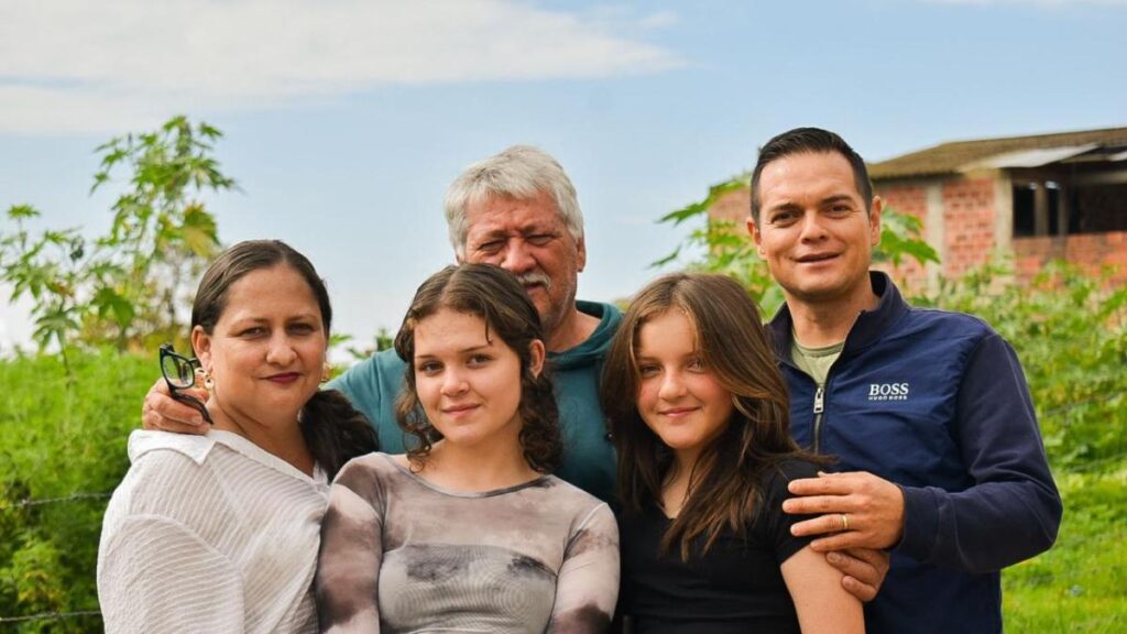 Las duras historias de campesinos que lograron obtener sus tierras tras el conflicto armado en Santander