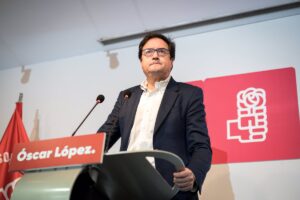 López se lanza a liderar el PSOE-M para "ganar Madrid" y "al mal" en 2027 y reivindica la "izquierda valiente"