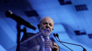 Lula será sometido el jueves a una "cirugía complementaria"