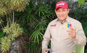 Madre del ex diputado Hugbel Roa, preso por el caso de corrupción de PDVSA-Cripto, pide su traslado a otro centro penitenciario: “Es un preso político”, “…ha rebajado 25 kilos” (+Video)
