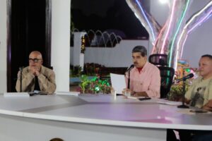 Maduro anuncia que en presupuesto 2025 se incluyó fondo comunal por 600$ millones