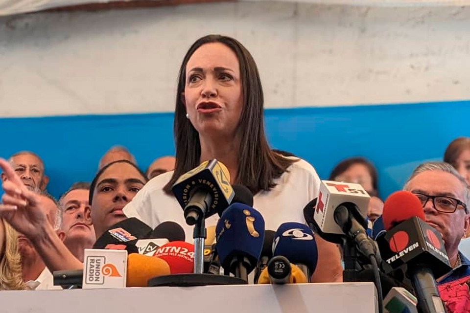 María Corina Machado invitó a Petro para toma de posesión de González Urrutia el #10Ene
