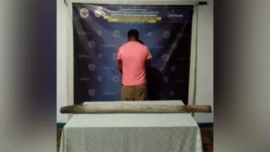 Mató a su propia madre pues estaba bajo los efectos de las drogas