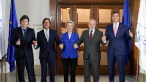 Mercosur y la Unión Europea firman histórico acuerdo de libre comercio tras 25 años de negociaciones