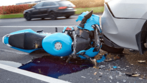 Muere estudiante de la UNES en aparatoso accidente