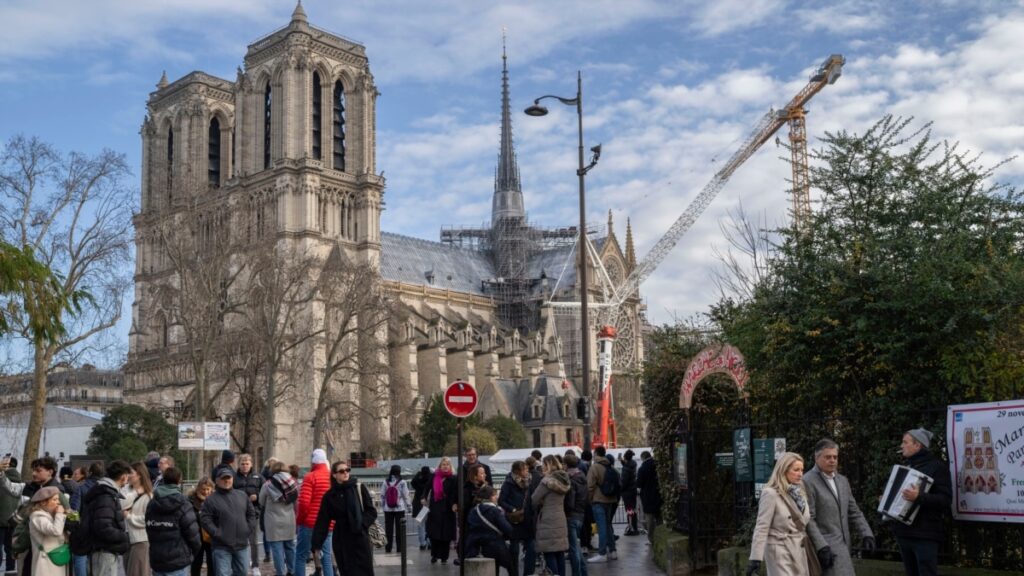 Notre Dame reabre sus puertas a Macron y otros líderes mundiales en un raro símbolo de unidad